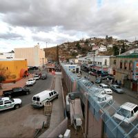 mexican-american_border_at_nogales